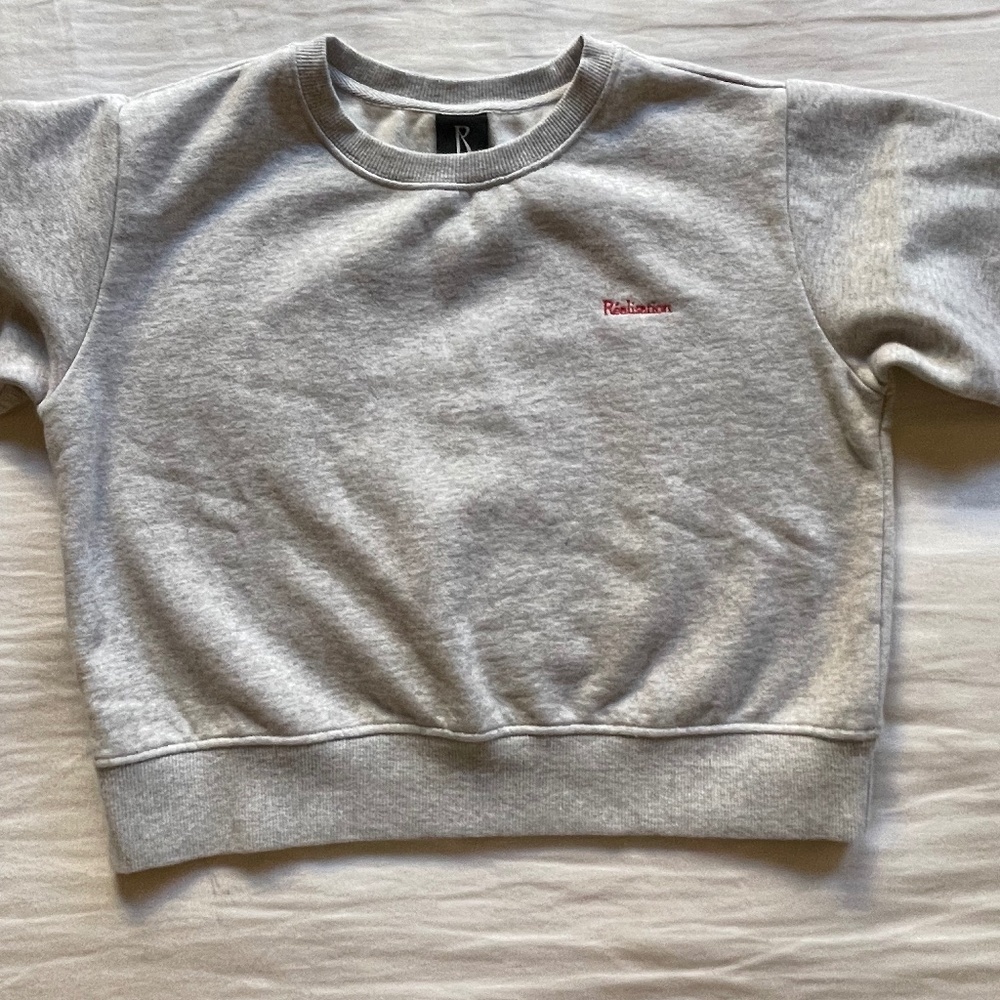 Realisation  Gray Sweater - Picture 4 of 9
